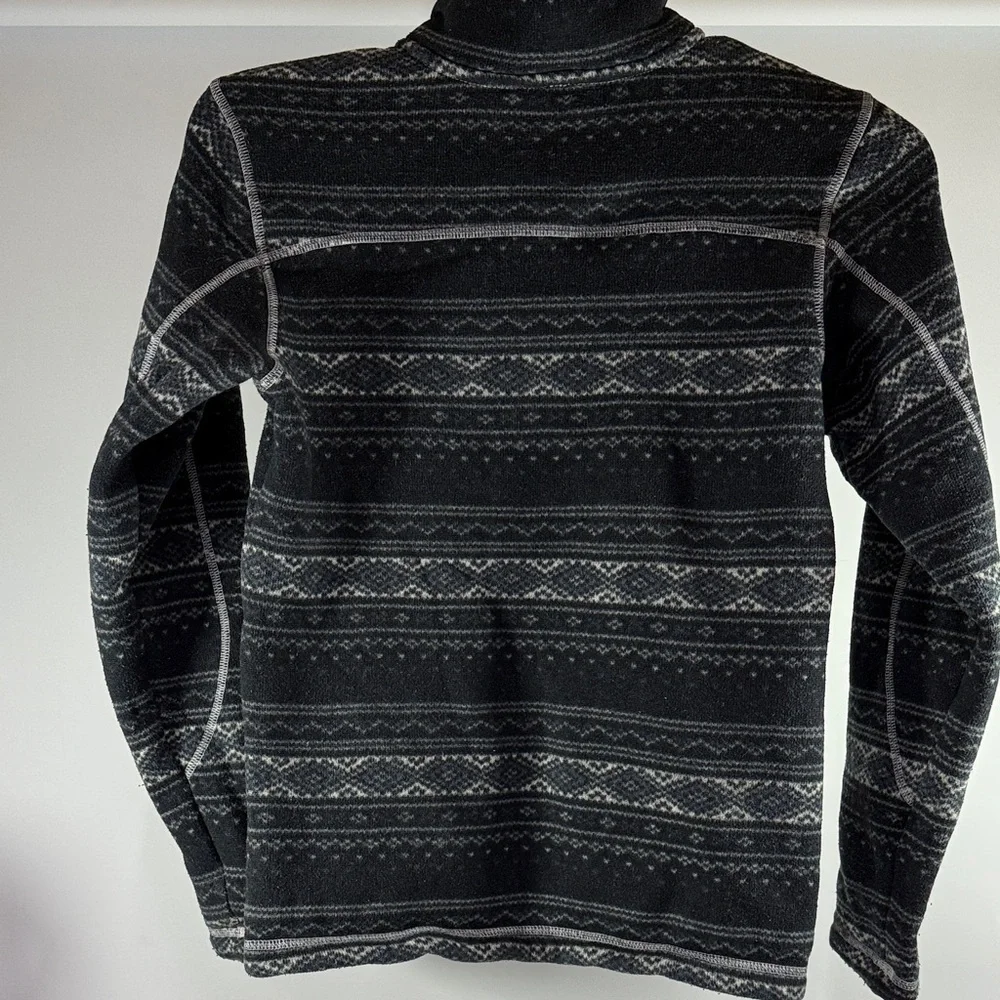 The North Face Black and Gray Patterned Zip-Up Sweater
